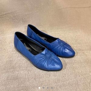 Vintage 1980’s Video Genuine Leather Flats Women's US 6.5